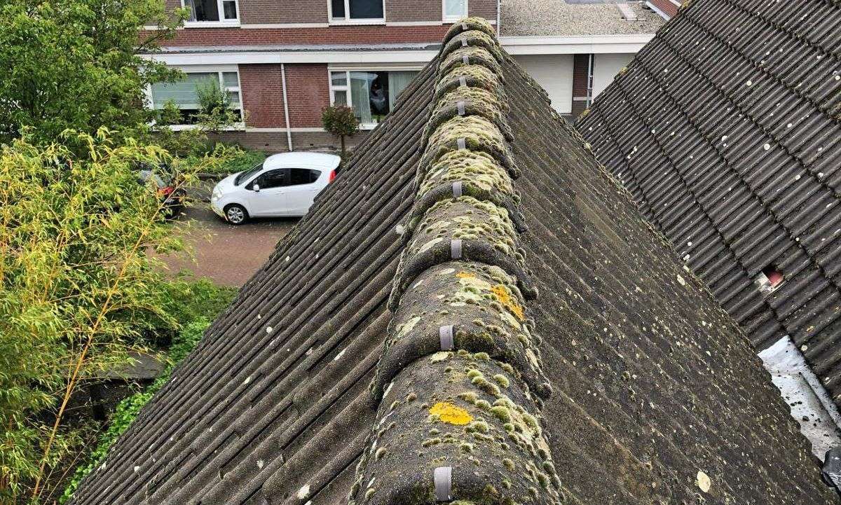 Renovatie van nokvorsten Gieten is nodig